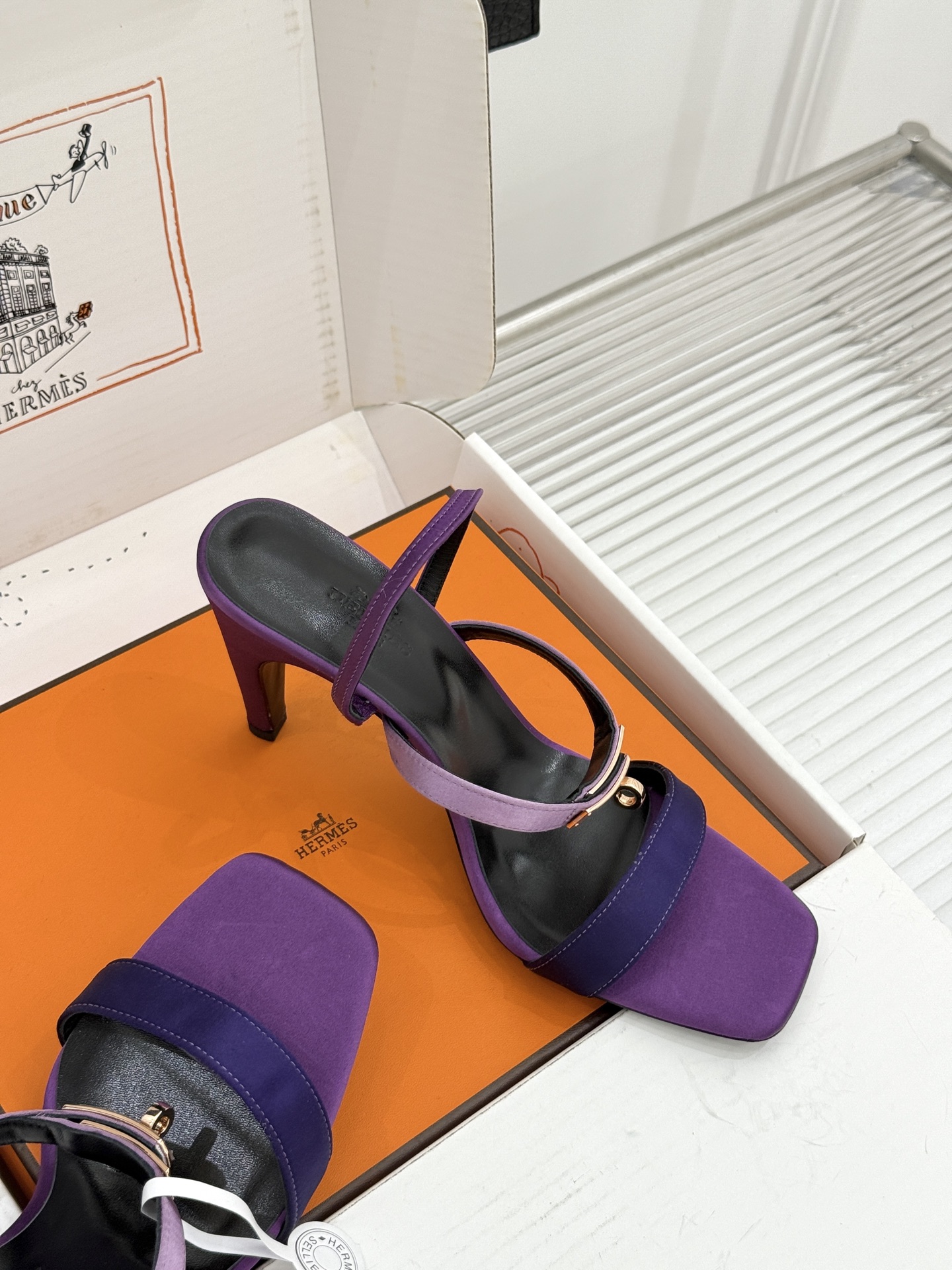 Hermes Sandals