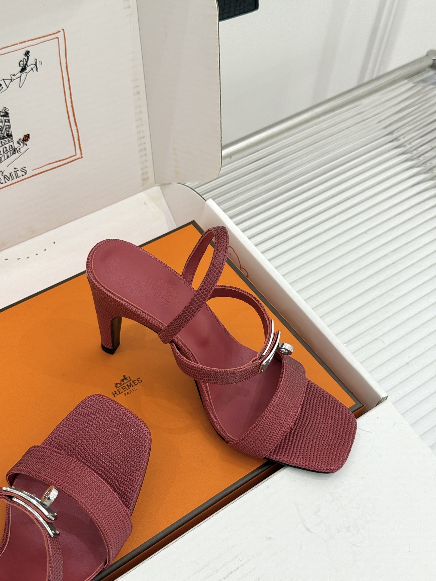 Hermes Sandals