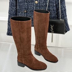 Hermès/爱马仕26WF新品极简 复古粗跟长靴 极简廓形利落大气 粗跟稳当走路完全不累 复古感直接拉满 粒面牛皮质感 Hermès/爱马仕26WF新品极简 复古粗跟长靴 极简廓形利落大气 粗跟稳当走路完全不累 复古感直接拉满 粒面牛皮质感