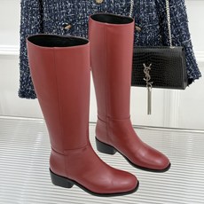 Hermès/爱马仕26WF新品极简 复古粗跟长靴 极简廓形利落大气 粗跟稳当走路完全不累 复古感直接拉满 粒面牛皮质感 Hermès/爱马仕26WF新品极简 复古粗跟长靴 极简廓形利落大气 粗跟稳当走路完全不累 复古感直接拉满 粒面牛皮质感