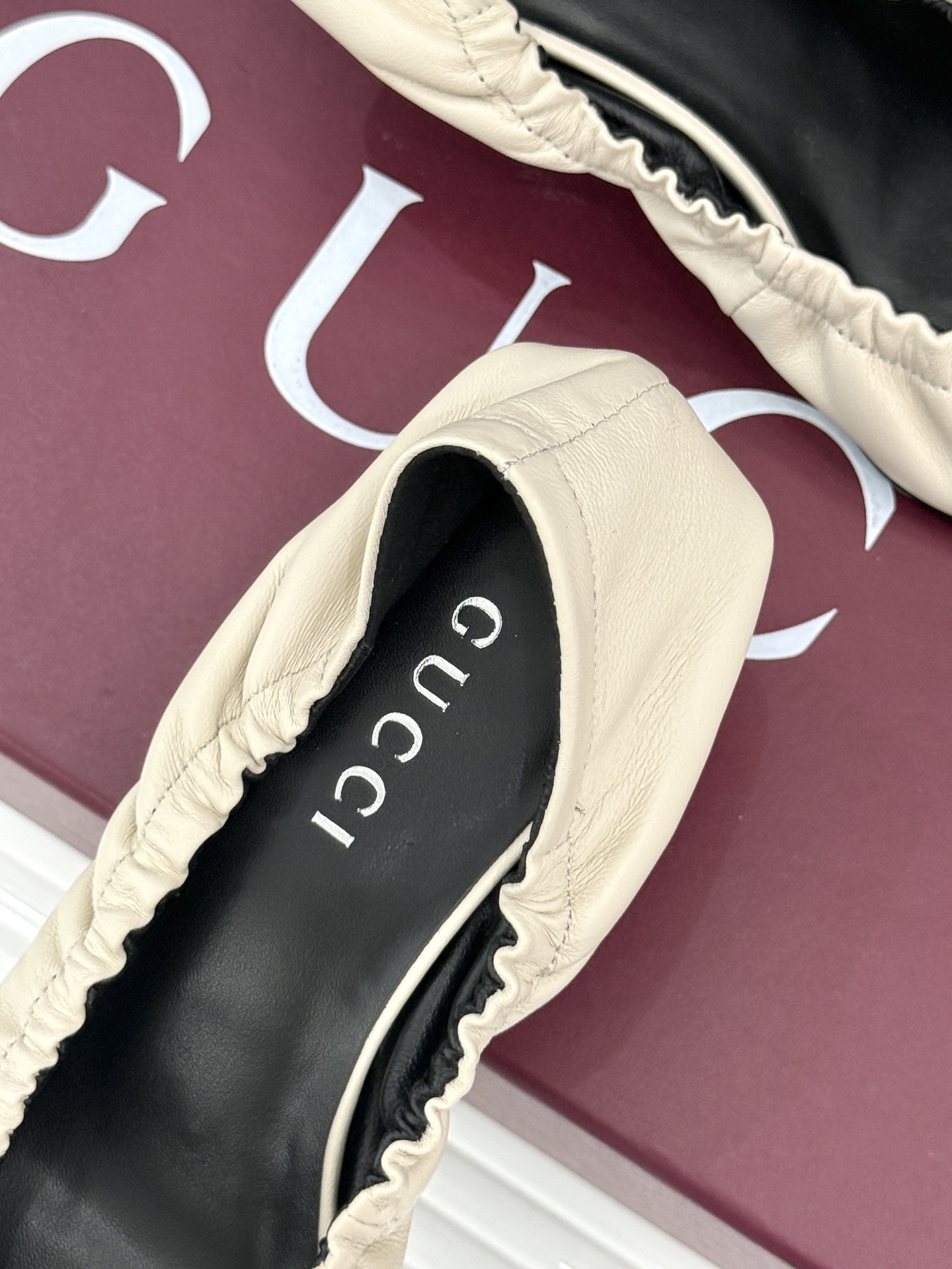 Gucci/古驰26WF新品马衔扣 小方头高跟凉鞋单鞋 金属马衔扣自带辨识度 小方头利落修饰脚型 小高跟稳当不累脚 包头
