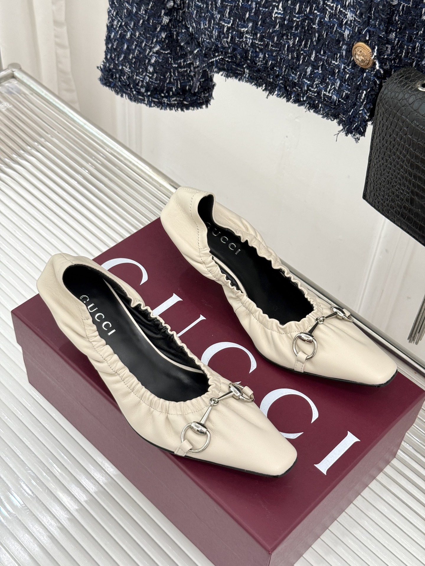 Gucci/古驰26WF新品马衔扣 小方头高跟凉鞋单鞋 金属马衔扣自带辨识度 小方头利落修饰脚型 小高跟稳当不累脚 包头
