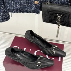 Gucci/古驰26WF新品马衔扣 小方头高跟凉鞋单鞋 金属马衔扣自带辨识度 小方头利落修饰脚型 小高跟稳当不累脚 包头 Gucci/古驰26WF新品马衔扣 小方头高跟凉鞋单鞋 金属马衔扣自带辨识度 小方头利落修饰脚型 小高跟稳当不累脚 包头