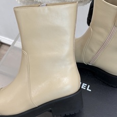 CHANE*|小香26B新品极简 双C侧拉链粗跟短靴长靴 鞋头双C暗藏高级感 侧拉链穿脱超省心 粗跟稳当走路完全不累 小 CHANE*|小香26B新品极简 双C侧拉链粗跟短靴长靴 鞋头双C暗藏高级感 侧拉链穿脱超省心 粗跟稳当走路完全不累 小