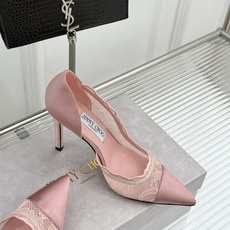 Jimmy Choo/吉米周26WF新品 蕾丝尖头侧空细跟高跟鞋婚鞋 蕾丝漫着柔雾光晕 尖头利落拉长腿部线 侧空衬得脚踝 Jimmy Choo/吉米周26WF新品 蕾丝尖头侧空细跟高跟鞋婚鞋 蕾丝漫着柔雾光晕 尖头利落拉长腿部线 侧空衬得脚踝