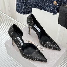 Jimmy Choo/吉米周26WF新品 铆钉尖头侧空细跟高跟鞋婚鞋 尖头利落拉长腿部线条 金属铆钉缀出酷飒感 侧空衬得 Jimmy Choo/吉米周26WF新品 铆钉尖头侧空细跟高跟鞋婚鞋 尖头利落拉长腿部线条 金属铆钉缀出酷飒感 侧空衬得