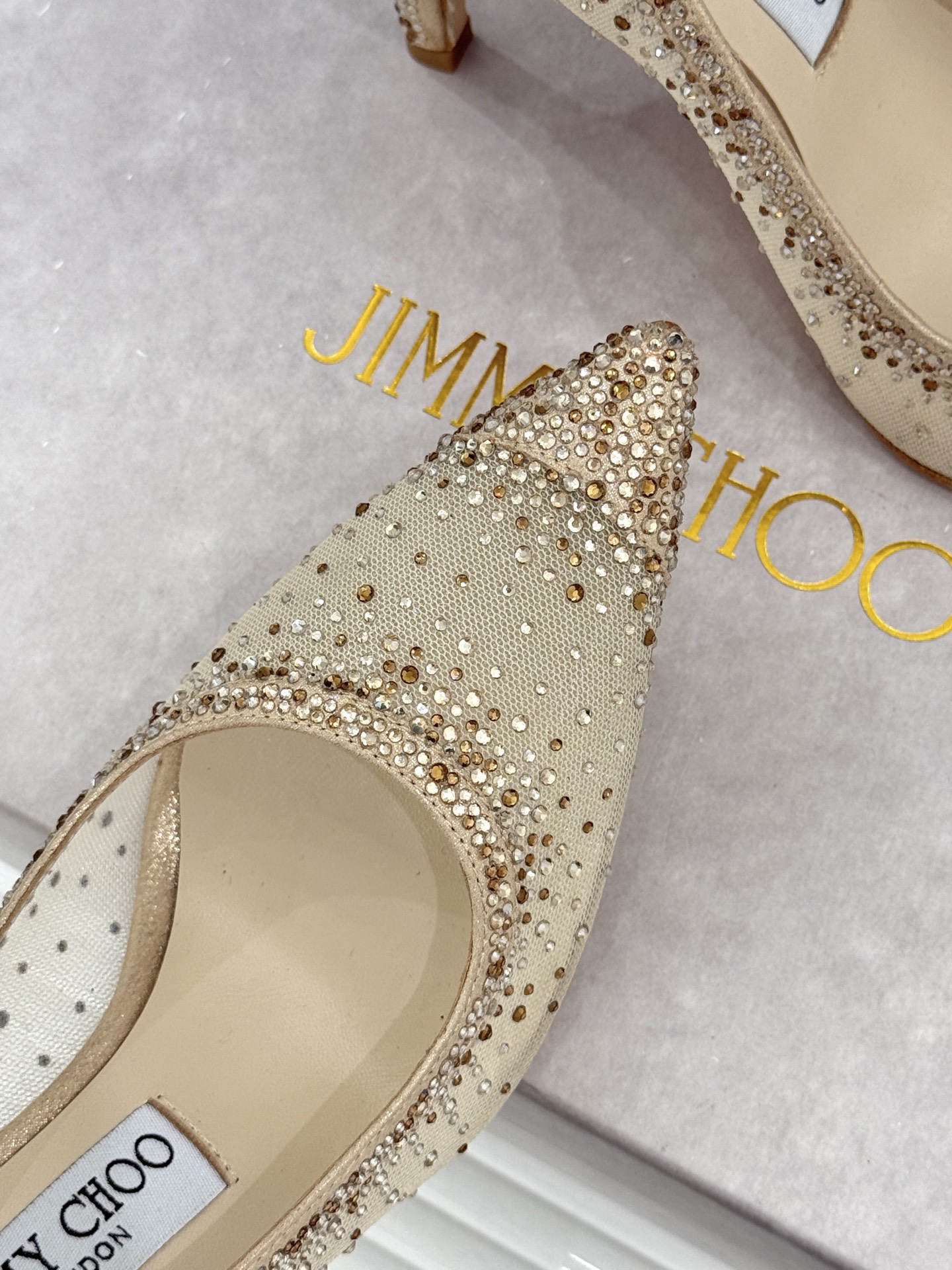 Jimmy Choo/吉米周26WF新品 网纱水钻侧空细跟高跟鞋婚鞋 网纱晕开朦胧柔光 水钻渐变随步摇曳 侧空衬得脚踝纤