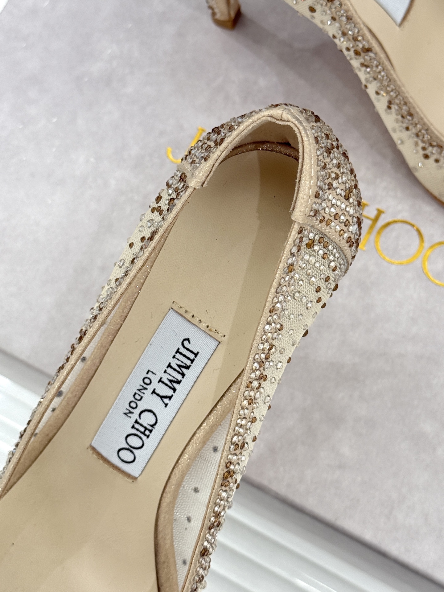 Jimmy Choo/吉米周26WF新品 网纱水钻侧空细跟高跟鞋婚鞋 网纱晕开朦胧柔光 水钻渐变随步摇曳 侧空衬得脚踝纤