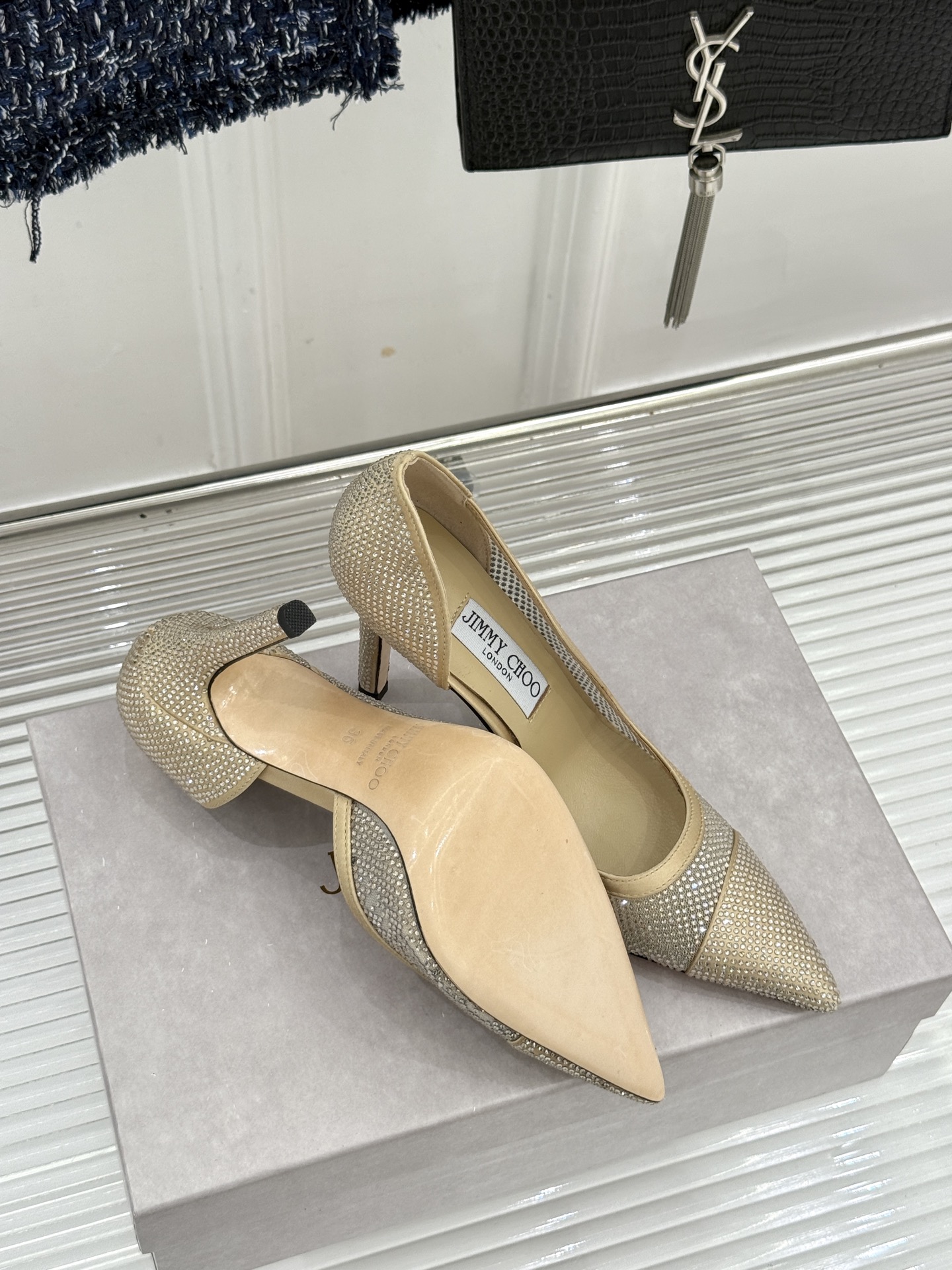 Jimmy Choo/吉米周26WF新品 水晶饰网眼布高跟鞋婚鞋 网眼布缀满细碎水晶 侧空衬得脚踝纤细 细跟托出优雅感 