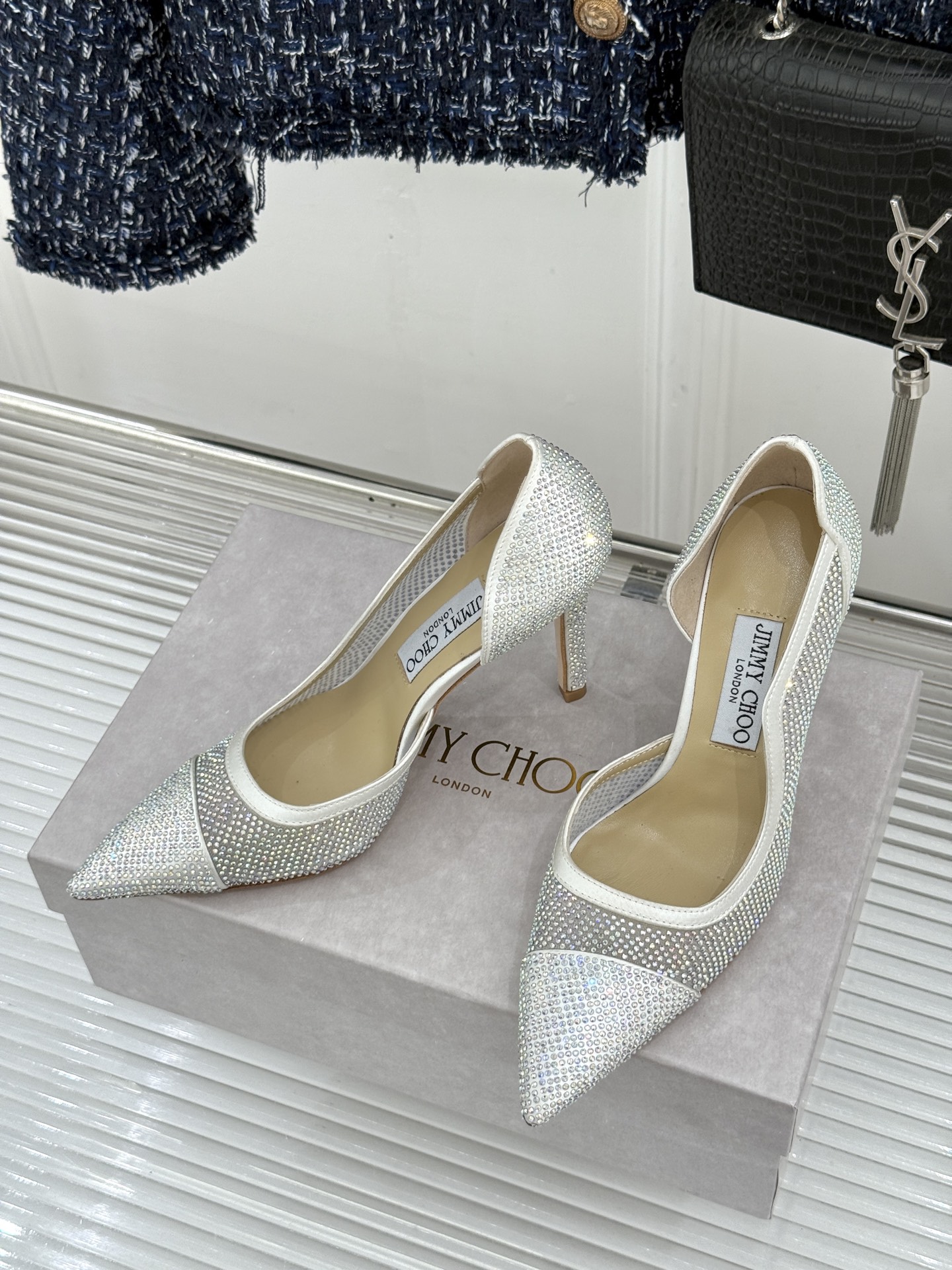 Jimmy Choo/吉米周26WF新品 水晶饰网眼布高跟鞋婚鞋 网眼布缀满细碎水晶 侧空衬得脚踝纤细 细跟托出优雅感 