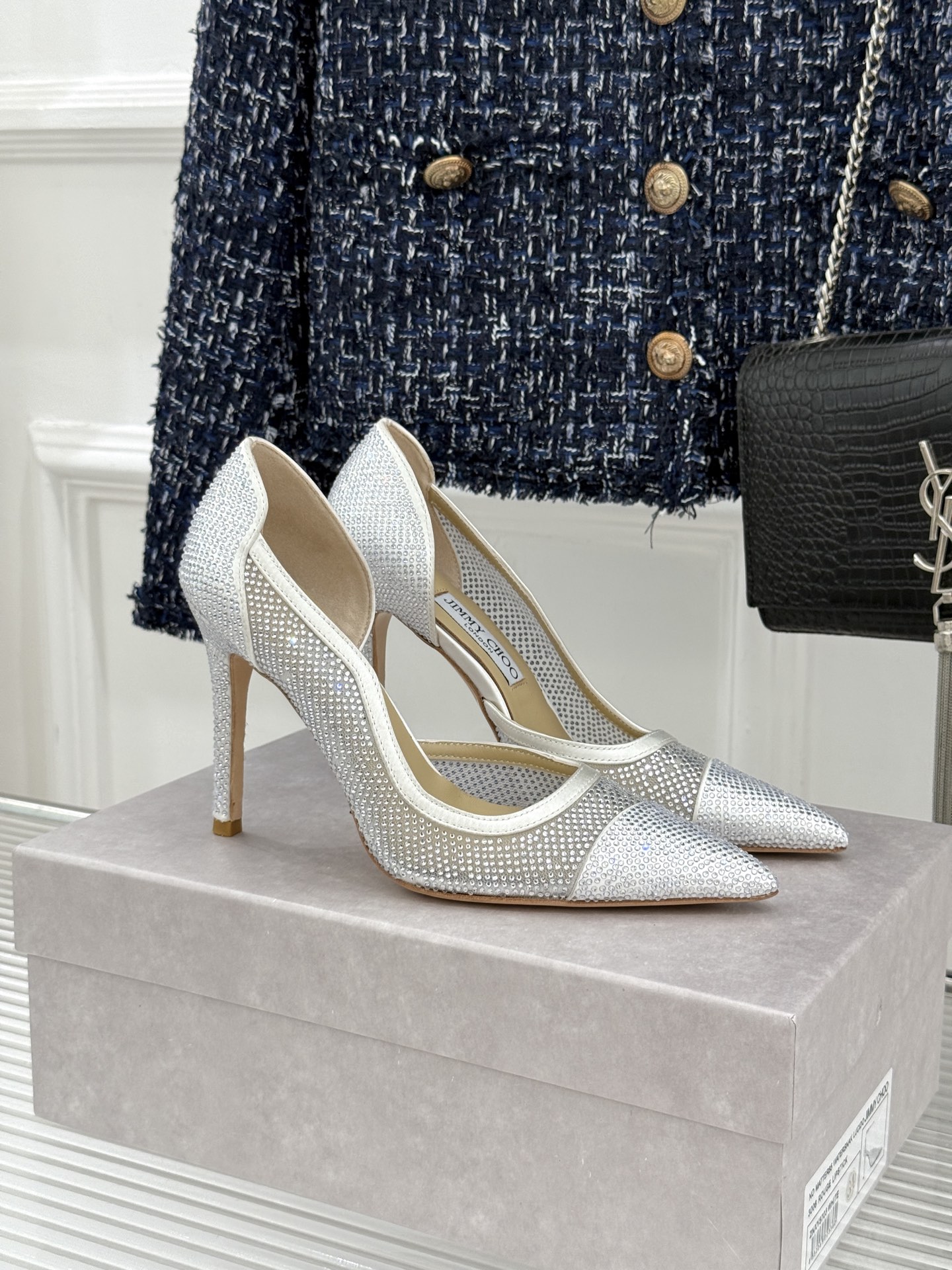 Jimmy Choo/吉米周26WF新品 水晶饰网眼布高跟鞋婚鞋 网眼布缀满细碎水晶 侧空衬得脚踝纤细 细跟托出优雅感 