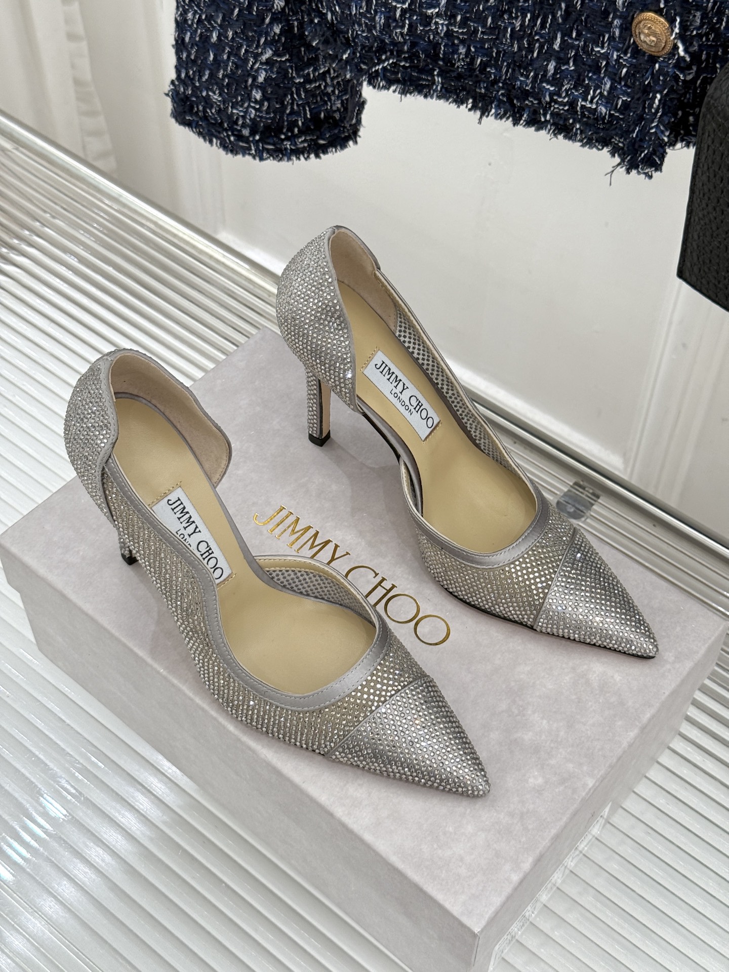 Jimmy Choo/吉米周26WF新品 水晶饰网眼布高跟鞋婚鞋 网眼布缀满细碎水晶 侧空衬得脚踝纤细 细跟托出优雅感 