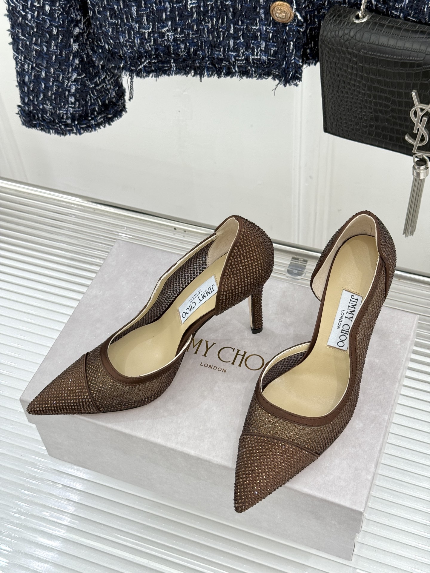 Jimmy Choo/吉米周26WF新品 水晶饰网眼布高跟鞋婚鞋 网眼布缀满细碎水晶 侧空衬得脚踝纤细 细跟托出优雅感 