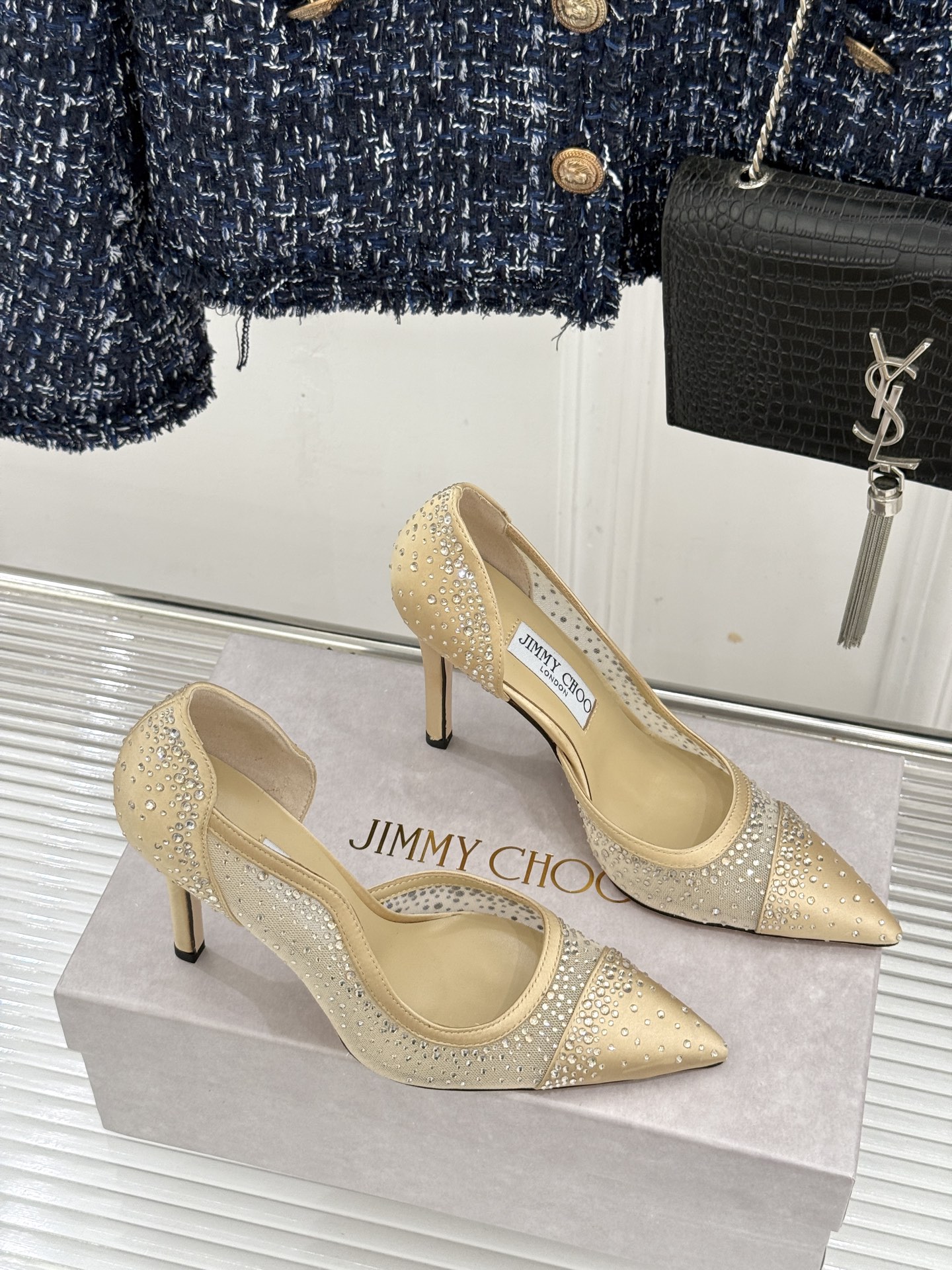 Jimmy Choo/吉米周26WF新品 网纱水钻侧空细跟高跟鞋婚鞋 网纱晕开柔雾感 水钻细碎闪着星光 侧空勾勒精致脚踝