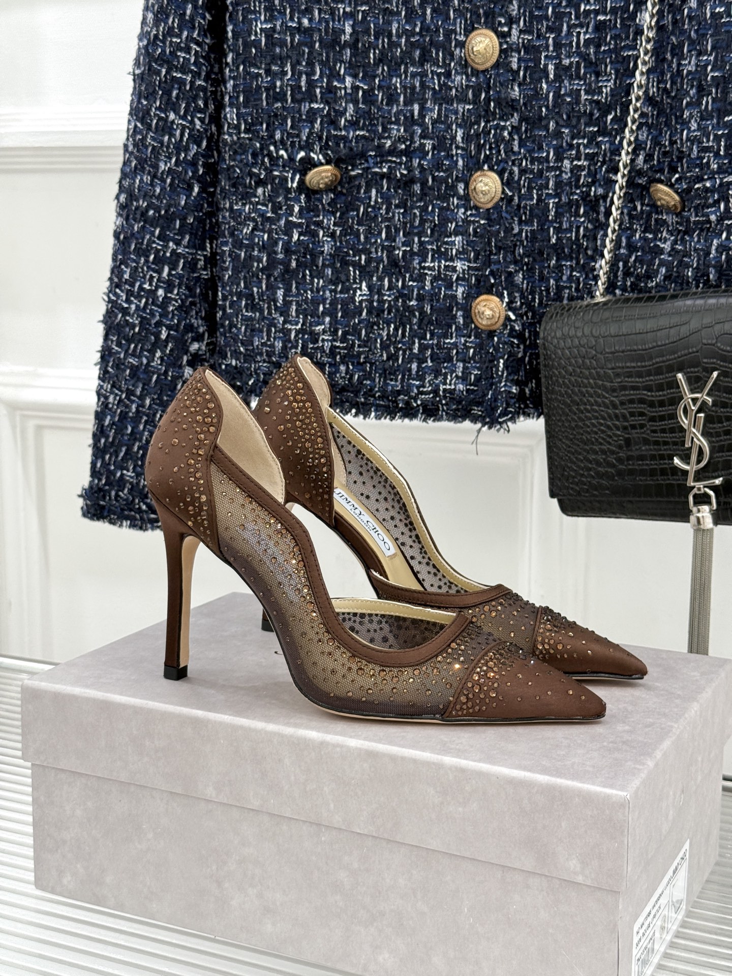Jimmy Choo/吉米周26WF新品 网纱水钻侧空细跟高跟鞋婚鞋 网纱晕开柔雾感 水钻细碎闪着星光 侧空勾勒精致脚踝