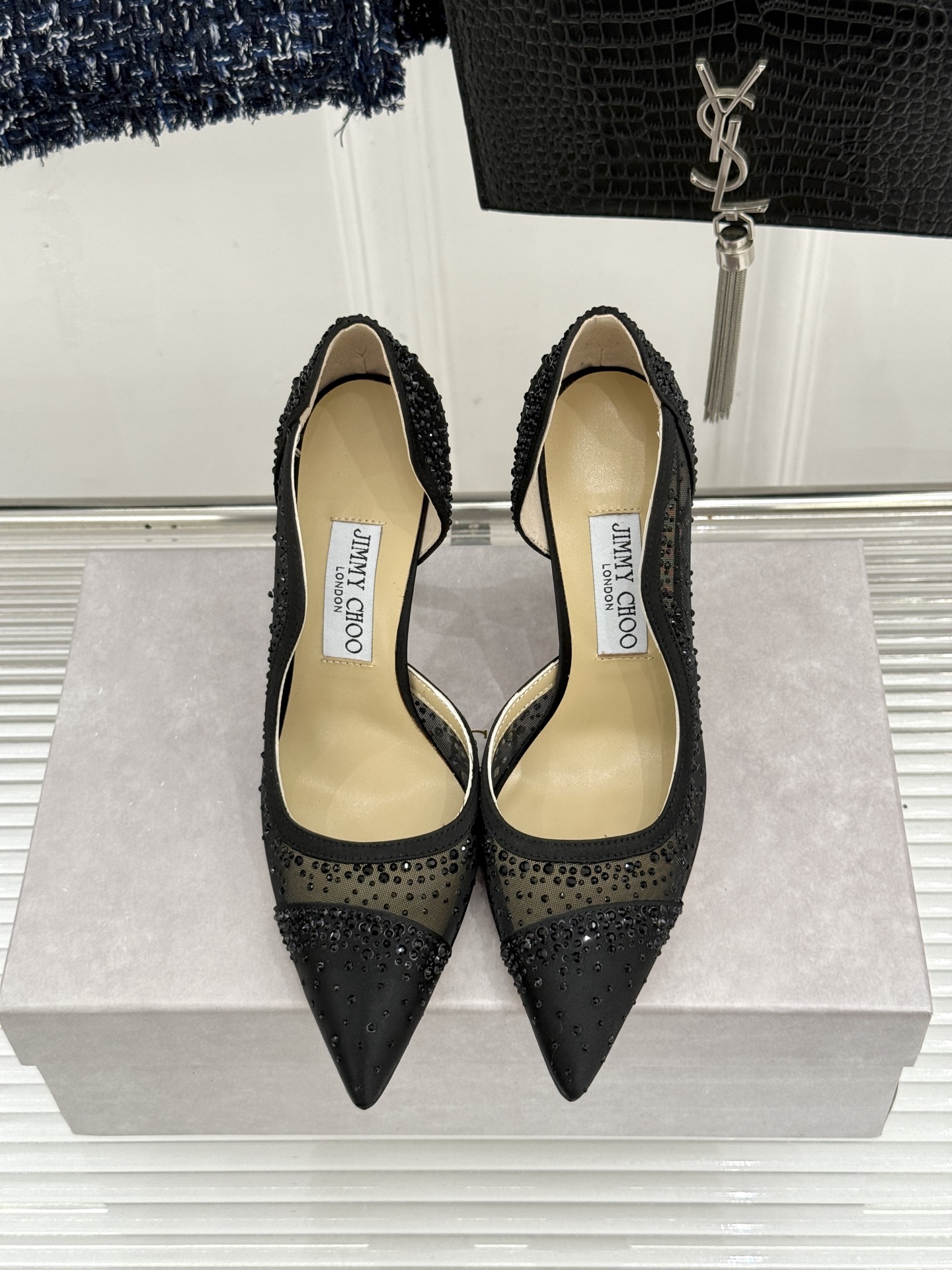 Jimmy Choo/吉米周26WF新品 网纱水钻侧空细跟高跟鞋婚鞋 网纱晕开柔雾感 水钻细碎闪着星光 侧空勾勒精致脚踝