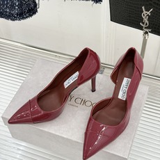 Jimmy Choo/吉米周26WF新品 漆皮尖头侧空细跟高跟鞋婚鞋 亮面漆皮泛着柔润光泽 尖头剪裁利落显腿长 侧空露肤 Jimmy Choo/吉米周26WF新品 漆皮尖头侧空细跟高跟鞋婚鞋 亮面漆皮泛着柔润光泽 尖头剪裁利落显腿长 侧空露肤