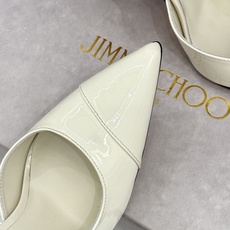 Jimmy Choo/吉米周26WF新品 漆皮尖头侧空细跟高跟鞋婚鞋 亮面漆皮泛着柔润光泽 尖头剪裁利落显腿长 侧空露肤 Jimmy Choo/吉米周26WF新品 漆皮尖头侧空细跟高跟鞋婚鞋 亮面漆皮泛着柔润光泽 尖头剪裁利落显腿长 侧空露肤