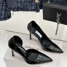Jimmy Choo/吉米周26WF新品 漆皮尖头侧空细跟高跟鞋婚鞋 亮面漆皮泛着柔润光泽 尖头剪裁利落显腿长 侧空露肤 Jimmy Choo/吉米周26WF新品 漆皮尖头侧空细跟高跟鞋婚鞋 亮面漆皮泛着柔润光泽 尖头剪裁利落显腿长 侧空露肤