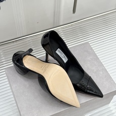 Jimmy Choo/吉米周26WF新品 漆皮尖头侧空细跟高跟鞋婚鞋 亮面漆皮泛着柔润光泽 尖头剪裁利落显腿长 侧空露肤 Jimmy Choo/吉米周26WF新品 漆皮尖头侧空细跟高跟鞋婚鞋 亮面漆皮泛着柔润光泽 尖头剪裁利落显腿长 侧空露肤