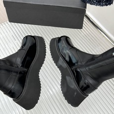 DYMONLATRY 26WF新品 厚底弹力靴长靴 DYMONLATRY厚底弹力长靴 弹力靴筒贴合小腿线条 厚底悄悄拉高 DYMONLATRY 26WF新品 厚底弹力靴长靴 DYMONLATRY厚底弹力长靴 弹力靴筒贴合小腿线条 厚底悄悄拉高