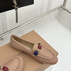 Gianvito Rossi 26WF新品 手工彩珠平底乐福鞋 手工彩珠缀出细碎柔光 麂皮鞋面自带柔雾肌理 平底软弹久走 Gianvito Rossi 26WF新品 手工彩珠平底乐福鞋 手工彩珠缀出细碎柔光 麂皮鞋面自带柔雾肌理 平底软弹久走