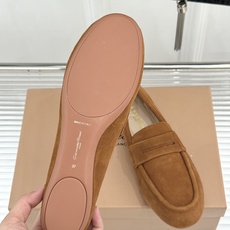 Gianvito Rossi 26WF新品 麂皮复古平底乐福鞋 麂皮复古自带高级肌理 平底软弹久走不累 一脚蹬穿脱超省心 Gianvito Rossi 26WF新品 麂皮复古平底乐福鞋 麂皮复古自带高级肌理 平底软弹久走不累 一脚蹬穿脱超省心