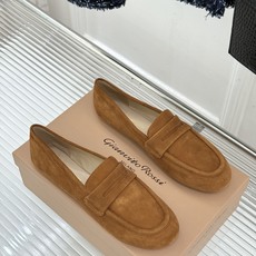 Gianvito Rossi 26WF新品 麂皮复古平底乐福鞋 麂皮复古自带高级肌理 平底软弹久走不累 一脚蹬穿脱超省心 Gianvito Rossi 26WF新品 麂皮复古平底乐福鞋 麂皮复古自带高级肌理 平底软弹久走不累 一脚蹬穿脱超省心