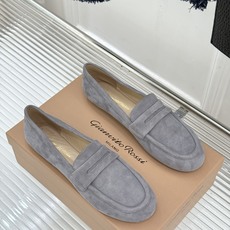 Gianvito Rossi 26WF新品 麂皮复古平底乐福鞋 麂皮复古自带高级肌理 平底软弹久走不累 一脚蹬穿脱超省心 Gianvito Rossi 26WF新品 麂皮复古平底乐福鞋 麂皮复古自带高级肌理 平底软弹久走不累 一脚蹬穿脱超省心
