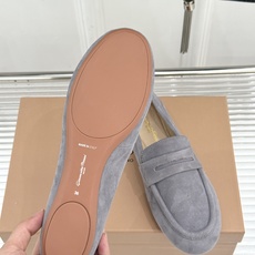 Gianvito Rossi 26WF新品 麂皮复古平底乐福鞋 麂皮复古自带高级肌理 平底软弹久走不累 一脚蹬穿脱超省心 Gianvito Rossi 26WF新品 麂皮复古平底乐福鞋 麂皮复古自带高级肌理 平底软弹久走不累 一脚蹬穿脱超省心