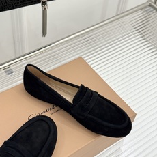 Gianvito Rossi 26WF新品 麂皮复古平底乐福鞋 麂皮复古自带高级肌理 平底软弹久走不累 一脚蹬穿脱超省心 Gianvito Rossi 26WF新品 麂皮复古平底乐福鞋 麂皮复古自带高级肌理 平底软弹久走不累 一脚蹬穿脱超省心