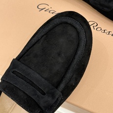Gianvito Rossi 26WF新品 麂皮复古平底乐福鞋 麂皮复古自带高级肌理 平底软弹久走不累 一脚蹬穿脱超省心 Gianvito Rossi 26WF新品 麂皮复古平底乐福鞋 麂皮复古自带高级肌理 平底软弹久走不累 一脚蹬穿脱超省心