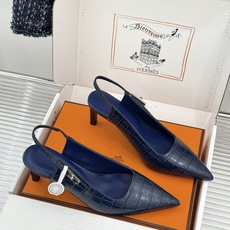 顶版 Hermès/爱马仕经典Kelly扣 鳄鱼纹后空猫跟凉鞋 鳄鱼纹压出哑光质感 经典Kelly扣锁着马术基因 后空剪 顶版 Hermès/爱马仕经典Kelly扣 鳄鱼纹后空猫跟凉鞋 鳄鱼纹压出哑光质感 经典Kelly扣锁着马术基因 后空剪