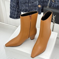 Celine /塞琳26WF新品凯旋门 复古侧拉链小方头粗跟短靴 经典凯旋门标识点睛 小方头自带复古韵味 侧拉链穿脱便捷 Celine /塞琳26WF新品凯旋门 复古侧拉链小方头粗跟短靴 经典凯旋门标识点睛 小方头自带复古韵味 侧拉链穿脱便捷