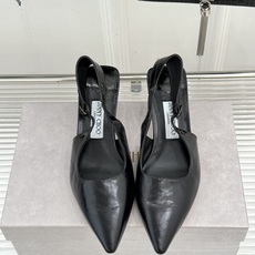 Jimmy Choo/吉米周26WF新品 尖头猫跟凉鞋 尖头秒拉腿部线条 猫跟稳当久穿不累脚 后绊带贴合纤细脚踝 细带勾 Jimmy Choo/吉米周26WF新品 尖头猫跟凉鞋 尖头秒拉腿部线条 猫跟稳当久穿不累脚 后绊带贴合纤细脚踝 细带勾