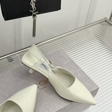 Jimmy Choo/吉米周26WF新品 尖头猫跟凉鞋 尖头秒拉腿部线条 猫跟稳当久穿不累脚 后绊带贴合纤细脚踝 细带勾 Jimmy Choo/吉米周26WF新品 尖头猫跟凉鞋 尖头秒拉腿部线条 猫跟稳当久穿不累脚 后绊带贴合纤细脚踝 细带勾