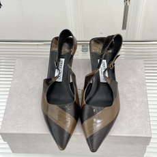 Jimmy Choo/吉米周26WF新品 尖头猫跟凉鞋 尖头秒拉腿部线条 猫跟稳当久穿不累脚 后绊带贴合纤细脚踝 细带勾 Jimmy Choo/吉米周26WF新品 尖头猫跟凉鞋 尖头秒拉腿部线条 猫跟稳当久穿不累脚 后绊带贴合纤细脚踝 细带勾