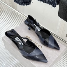 Jimmy Choo/吉米周26WF新品 尖头猫跟凉鞋 尖头秒拉腿部线条 猫跟稳当久穿不累脚 后绊带贴合纤细脚踝 细带勾 Jimmy Choo/吉米周26WF新品 尖头猫跟凉鞋 尖头秒拉腿部线条 猫跟稳当久穿不累脚 后绊带贴合纤细脚踝 细带勾