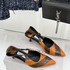 Jimmy Choo/吉米周26WF新品 尖头猫跟凉鞋 尖头秒拉腿部线条 猫跟稳当久穿不累脚 后绊带贴合纤细脚踝 细带勾 Jimmy Choo/吉米周26WF新品 尖头猫跟凉鞋 尖头秒拉腿部线条 猫跟稳当久穿不累脚 后绊带贴合纤细脚踝 细带勾