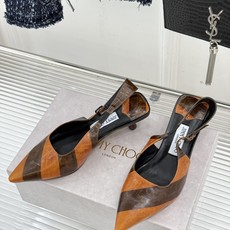 Jimmy Choo/吉米周26WF新品 尖头猫跟凉鞋 尖头秒拉腿部线条 猫跟稳当久穿不累脚 后绊带贴合纤细脚踝 细带勾 Jimmy Choo/吉米周26WF新品 尖头猫跟凉鞋 尖头秒拉腿部线条 猫跟稳当久穿不累脚 后绊带贴合纤细脚踝 细带勾