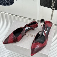 Jimmy Choo/吉米周26WF新品 尖头猫跟凉鞋 尖头秒拉腿部线条 猫跟稳当久穿不累脚 后绊带贴合纤细脚踝 细带勾 Jimmy Choo/吉米周26WF新品 尖头猫跟凉鞋 尖头秒拉腿部线条 猫跟稳当久穿不累脚 后绊带贴合纤细脚踝 细带勾