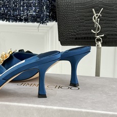 Jimmy Choo/吉米周26WF新品 金属花朵方头高跟拖鞋 金属花缀着细碎钻光 方头廓形利落又摩登 小羊皮内里软润又 Jimmy Choo/吉米周26WF新品 金属花朵方头高跟拖鞋 金属花缀着细碎钻光 方头廓形利落又摩登 小羊皮内里软润又