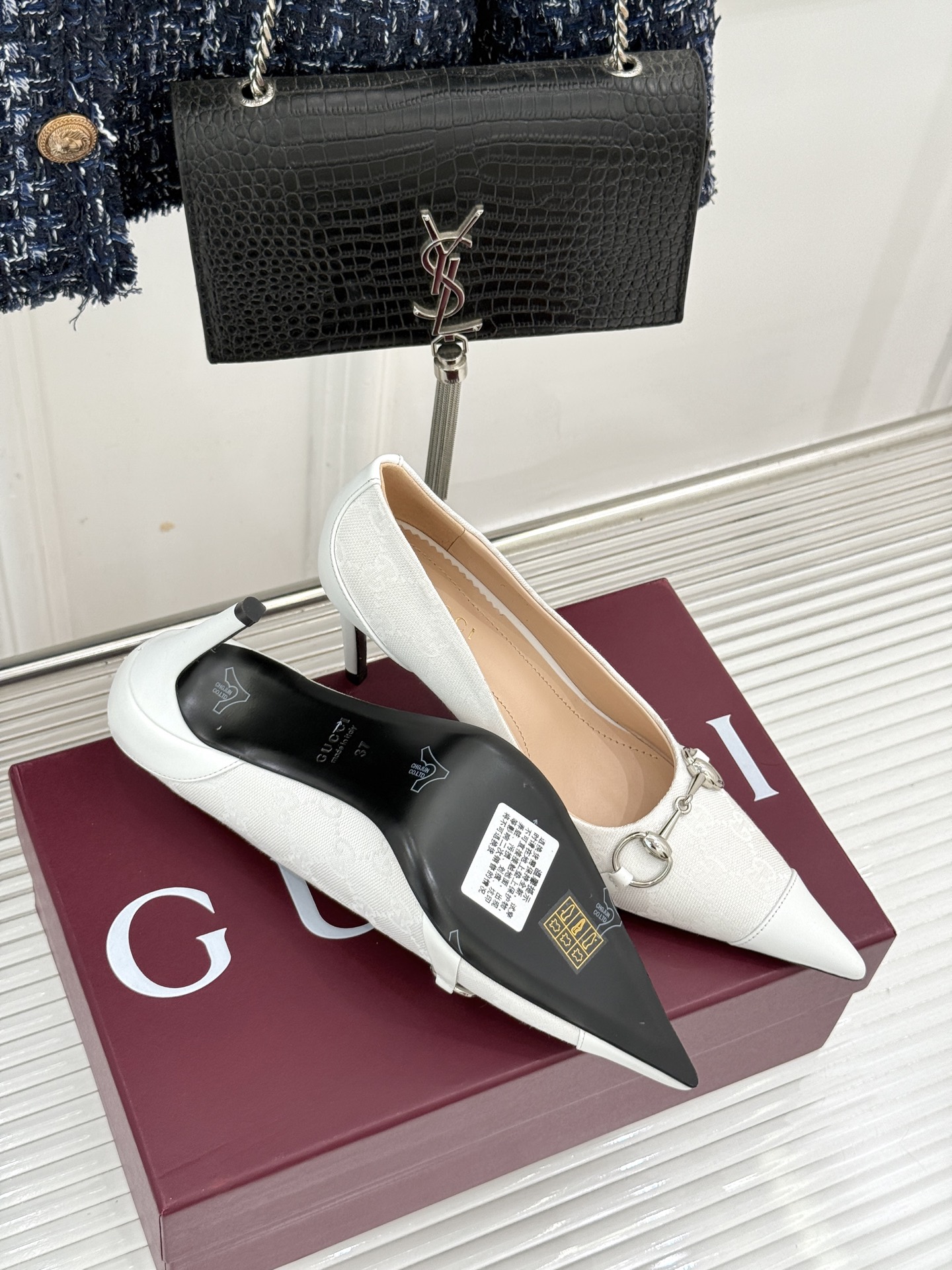 Gucci/古驰26WF新品Donna系列 马衔扣尖头高跟鞋凉鞋 经典马衔扣缀鞋面 尖头线条修饰纤细脚型 细跟拉长腿型比