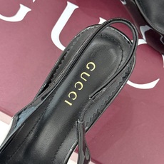 Gucci/古驰26WF新品Donna系列 马衔扣尖头高跟鞋凉鞋 经典马衔扣缀鞋面 尖头线条修饰纤细脚型 细跟拉长腿型比 Gucci/古驰26WF新品Donna系列 马衔扣尖头高跟鞋凉鞋 经典马衔扣缀鞋面 尖头线条修饰纤细脚型 细跟拉长腿型比