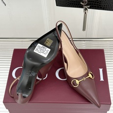 Gucci/古驰26WF新品Donna系列 马衔扣尖头高跟鞋凉鞋 经典马衔扣缀鞋面 尖头线条修饰纤细脚型 细跟拉长腿型比 Gucci/古驰26WF新品Donna系列 马衔扣尖头高跟鞋凉鞋 经典马衔扣缀鞋面 尖头线条修饰纤细脚型 细跟拉长腿型比