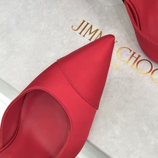 Jimmy Choo/吉米周26WF新品 真丝尖头侧空细跟高跟鞋 真丝缎面泛着柔润微光 尖头剪裁利落显腿长 侧空露肤衬得 Jimmy Choo/吉米周26WF新品 真丝尖头侧空细跟高跟鞋 真丝缎面泛着柔润微光 尖头剪裁利落显腿长 侧空露肤衬得