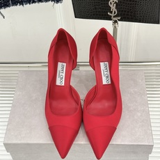 Jimmy Choo/吉米周26WF新品 真丝尖头侧空细跟高跟鞋 真丝缎面泛着柔润微光 尖头剪裁利落显腿长 侧空露肤衬得 Jimmy Choo/吉米周26WF新品 真丝尖头侧空细跟高跟鞋 真丝缎面泛着柔润微光 尖头剪裁利落显腿长 侧空露肤衬得