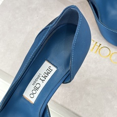 Jimmy Choo/吉米周26WF新品 真丝尖头侧空细跟高跟鞋 真丝缎面泛着柔润微光 尖头剪裁利落显腿长 侧空露肤衬得 Jimmy Choo/吉米周26WF新品 真丝尖头侧空细跟高跟鞋 真丝缎面泛着柔润微光 尖头剪裁利落显腿长 侧空露肤衬得