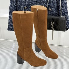 Hermès/爱马仕26WF新品极简 复古粗跟长靴 极简方头裁出利落线条 粗跟稳当悄悄拉高比例 头层小牛皮肌理细腻柔润 Hermès/爱马仕26WF新品极简 复古粗跟长靴 极简方头裁出利落线条 粗跟稳当悄悄拉高比例 头层小牛皮肌理细腻柔润