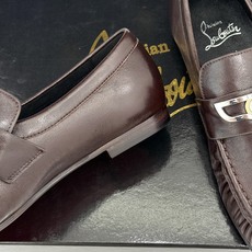 男码+20 ChristinLouboutin/CL26WF新品 复古褶皱英伦乐情侣款福鞋 金属扣自带奢牌锋芒 手工褶皱 男码+20 ChristinLouboutin/CL26WF新品 复古褶皱英伦乐情侣款福鞋 金属扣自带奢牌锋芒 手工褶皱
